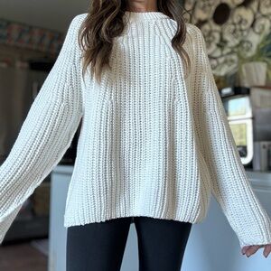 Free People Cable Knit Sweater. NWT. Size XS.